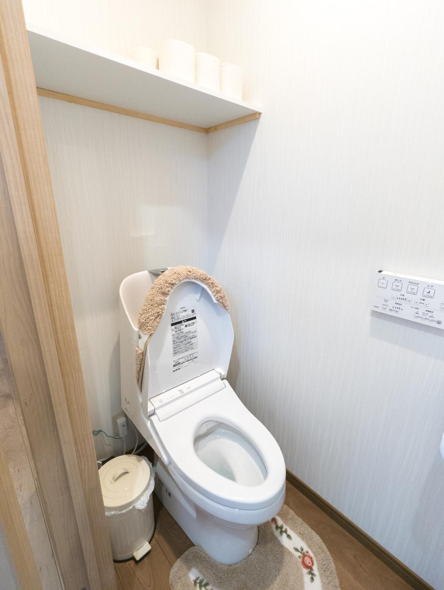 花園町駅から1分 難波から4分 今年リフォーム済み シャワー洗面トイレ各階付き 通天閣難波天王寺大阪城近々 Wi-Fi有り 星夜屋 Apartman Kültér fotó